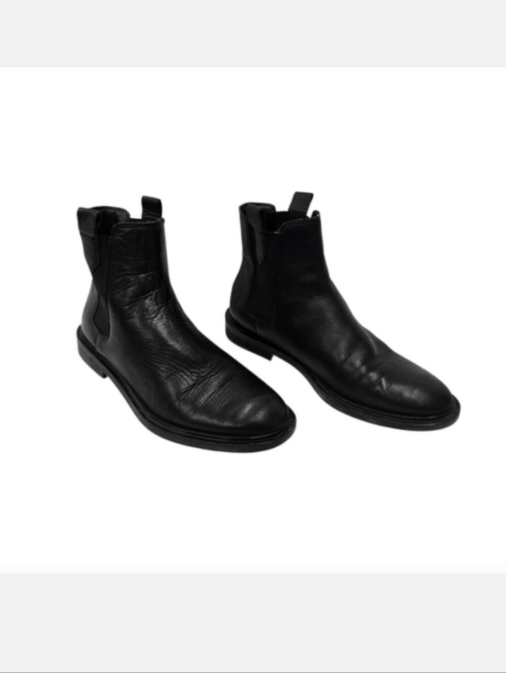 Zara Classic Style Chelsea Leather Boots in Black